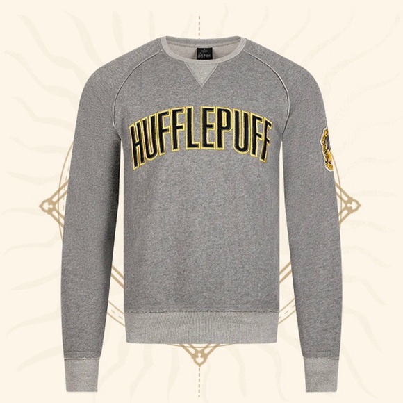 Warner Bros. Tops - HARRY POTTER Unisex Hufflepuff Crew Sweatshirt Size Medium